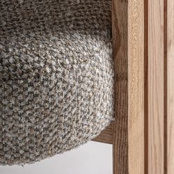 Silla de comedor de tejido de poliéster y madera de roble en gris, 66 x 63 x 73 cm | Ustka