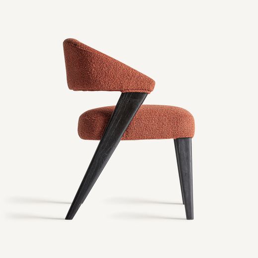 Silla de comedor de tejido de poliéster y madera de roble en terracota, 57 x 60 x 80 cm | Veney