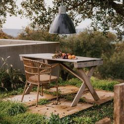 Aluminum and synthetic rattan outdoor chair in natural, 54 x 61 x 82 cm | Savannah