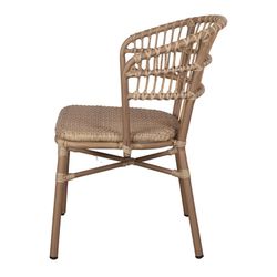 Aluminum and synthetic rattan outdoor chair in natural, 54 x 61 x 82 cm | Savannah