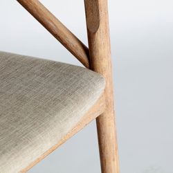 Elm wood chair in natural and beige, 61 x 63 x 85 cm | Yviers