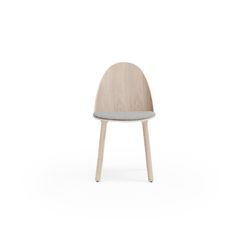 Silla de madera en color natural claro, 45,6 x 54 x 82,2 cm | Uma