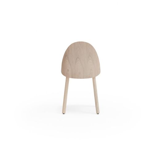 Light natural wood chair, 45.6 x 54 x 82.2 cm | Uma