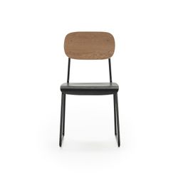 Wooden chair in natural and black, 53.5 x 47 x 84.5 cm | Aira
