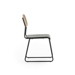 Wooden chair in natural and black, 53.5 x 47 x 84.5 cm | Aira
