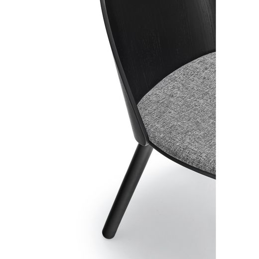 Schwarzer Holzstuhl, 46 x 51 x 81 cm | Uma