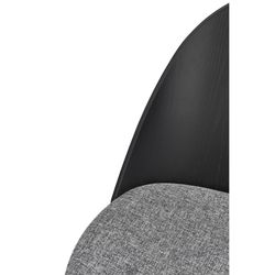 Schwarzer Holzstuhl, 46 x 51 x 81 cm | Uma