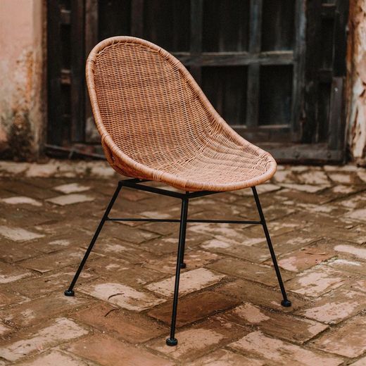 Kunststof rotan stoel in naturel en zwart, 53 x 64 x 85 cm | goed