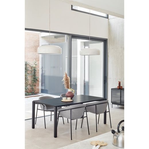 Hellgrauer Stoffstuhl, 59 x 66,5 x 79 cm | Umarmung