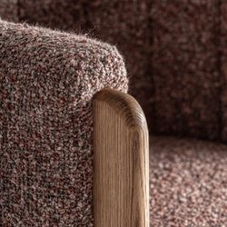 Silla de tejido y madera en marrón, 63 x 60 x 77 cm | Cluny