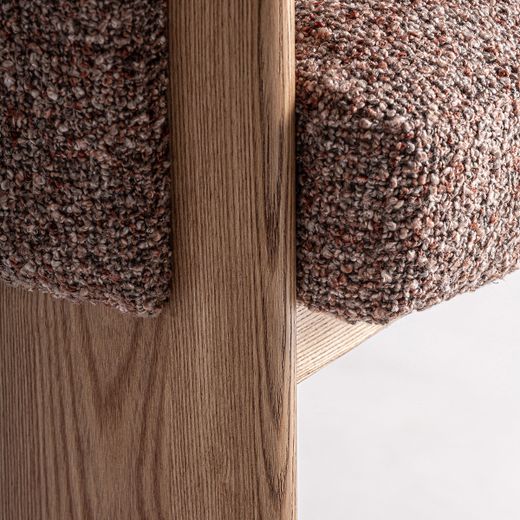 Silla de tejido y madera en marrón, 63 x 60 x 77 cm | Cluny