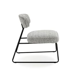 Black and white fabric and metal chair, 67 x 74 x 72 cm | Elon