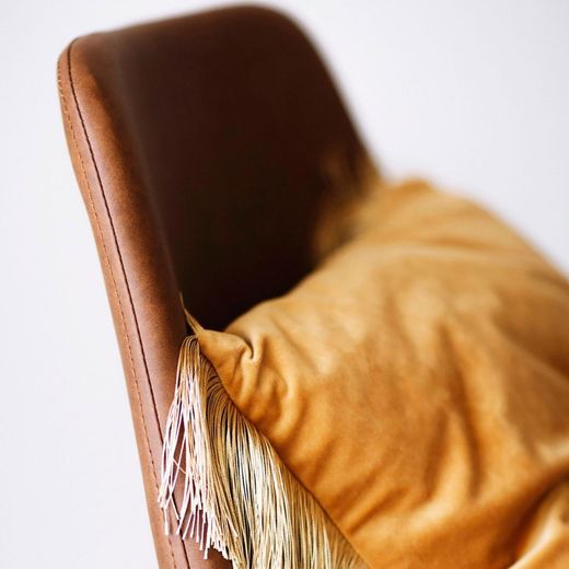 Silla efecto piel camel, 43x55x81 cm