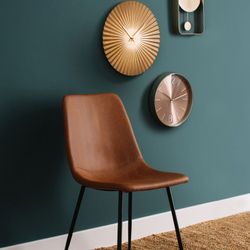 Silla efecto piel camel, 43x55x81 cm
