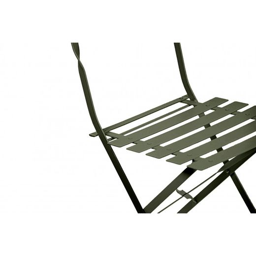 Terrasset 1 ronde tafel en 2 kakigroene stoelen