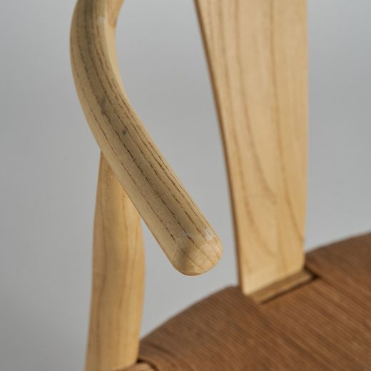 Silla Wishbone de madera de olmo en natural, 53 x 56 x 77 cm