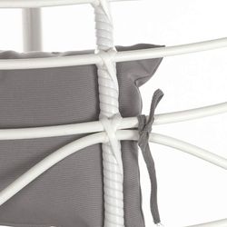 Hangfauteuil van wit synthetisch rotan, 107x107x198cm