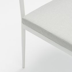 Garden dining set in white aluminum | Boori + Walga