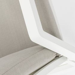 Garden dining set in white aluminum | Yowah + Albury