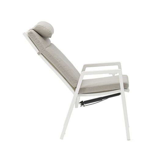 Garden dining set in white aluminum | Yowah + Albury