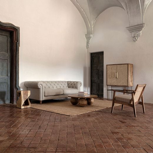 Sillón de madera de mango, ratán y tejido de poliéster en marrón, 65 x 72 x 75 cm | Valhey