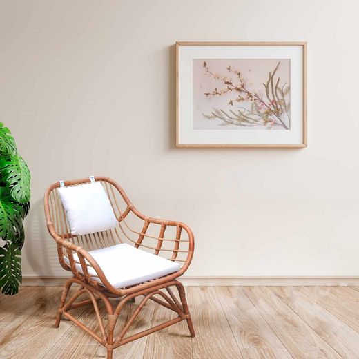 Rattan armchair in natural and white, 65 x 68 x 84 cm | Parma