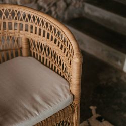 Fotel z rattanu i drewna w kolorze naturalnym, 77 x 70 x 85 cm | malawijski