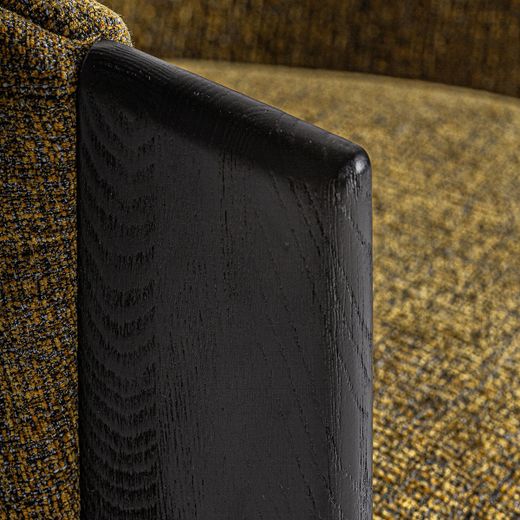 Sillón de tejido de poliéster y madera de roble en mostaza, 69 x 70 x 69 cm | Nara