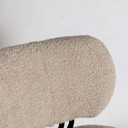 Off-white fabric armchair, 75 x 75 x 76 cm | Valence