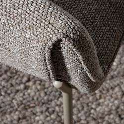 Fauteuil en tissu et métal couleur moka et crème, 61 x 64 x 84 cm | Suma