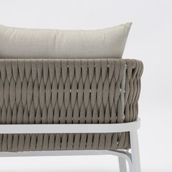 Garden set in white aluminum | Anmore