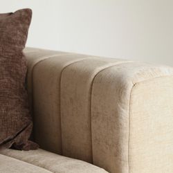 Sofá modular en terciopelo beige, 304 x 100 x 66 cm | Bautzen