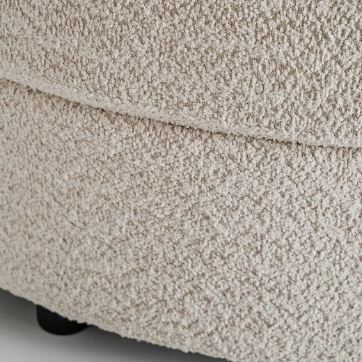 Sofá individual em tecido bouclé bege, 125 x 120 x 78 cm | Merkem