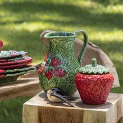 Waza ceramiczna S w kolorze czerwonym i zielonym, Ø 13,5 x 16,7 cm | Truskawki