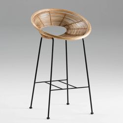 Hög pall i järn och natur/svart flätning, 55 x 52 x 95 cm