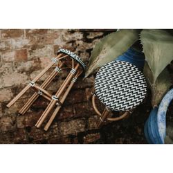 High black and white synthetic rattan stool, Ø 42 x 75 cm | Genoa