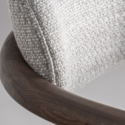 Banqueta alta em tecido de poliéster e madeira de freixo cinza, 55 x 54 x 97 cm | Ternat