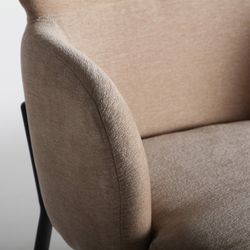 Barhocker aus hellbraunem Stoff, 51 x 58 x 99 cm | Cresse