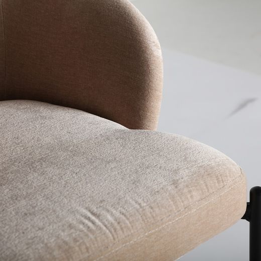 Barhocker aus hellbraunem Stoff, 51 x 58 x 99 cm | Cresse