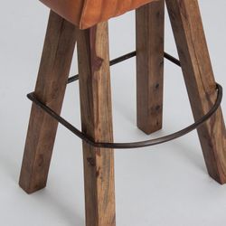 Tabouret en cuir d'aumônier marron, 43x34x75cm