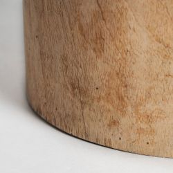 Taburete de madera de suar en marrón, 33 x 33 x 50 cm | Guelma