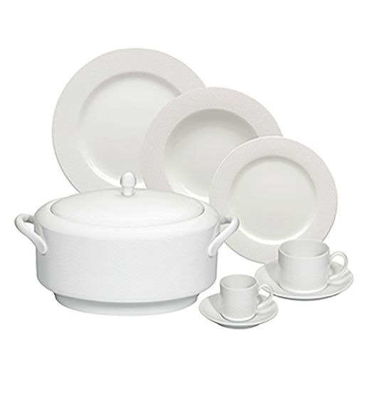 Teacup and saucer made of porcelain in white, 14.9 x 14.9 x 6.7 cm | Basket