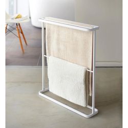 Porta asciugamani in acciaio bianco, 65 x 15 x 75 cm | Torre