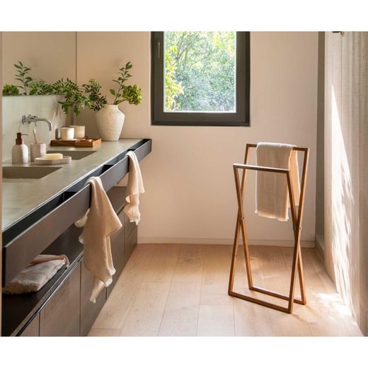 Toallero plegable de madera de acacia en marrón, 45 x 30 x 87 cm | Acacia