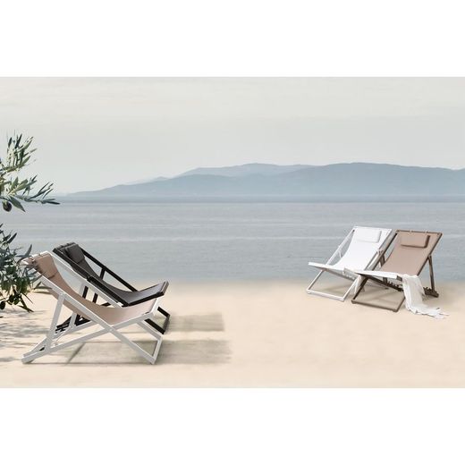 Solstol i aluminium och textil i vitt, 64 x 128 x 81 cm | Davis