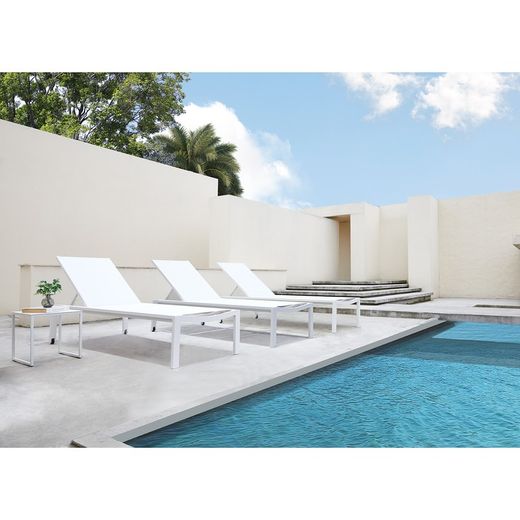 Solstol i aluminium och textil i vitt, 75 x 200 x 34 cm | bangor