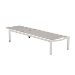 Solstol i aluminium och textil i vitt och grått, 75 x 200 x 34 cm | bangor