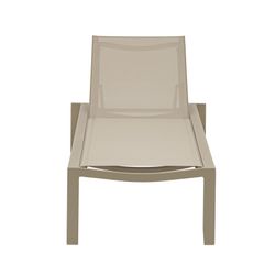 Solstol i aluminium och textil i taupe, 75 x 200 x 34 cm | bangor