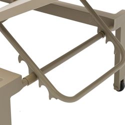 Solstol i aluminium och textil i taupe, 75 x 200 x 34 cm | bangor