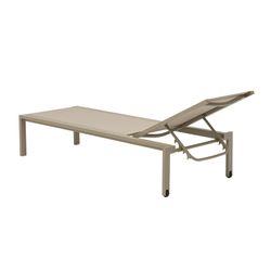 Solstol i aluminium och textil i taupe, 75 x 200 x 34 cm | bangor